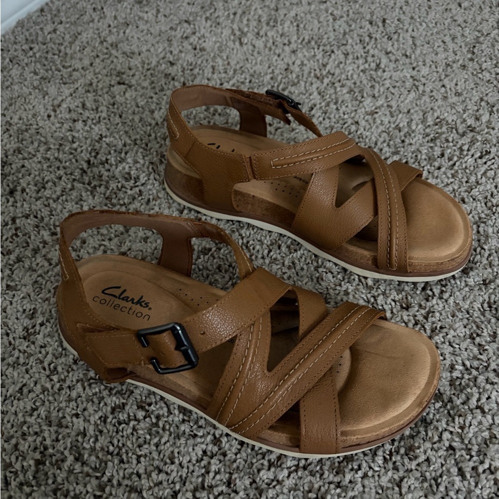 Clarks Brown Leather Strappy Comfort Sandals